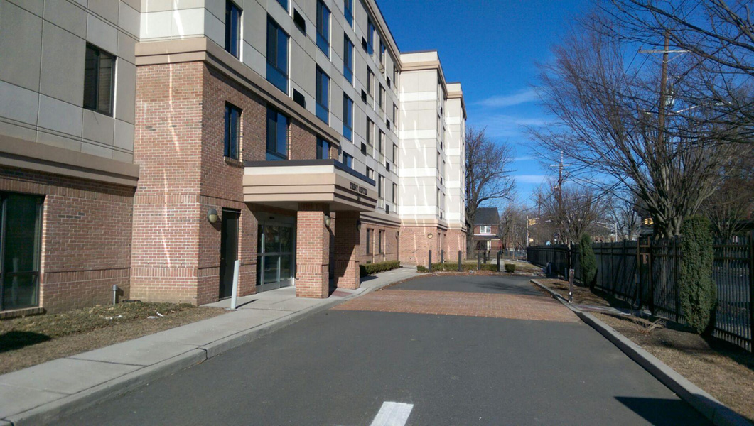 pic_facility1